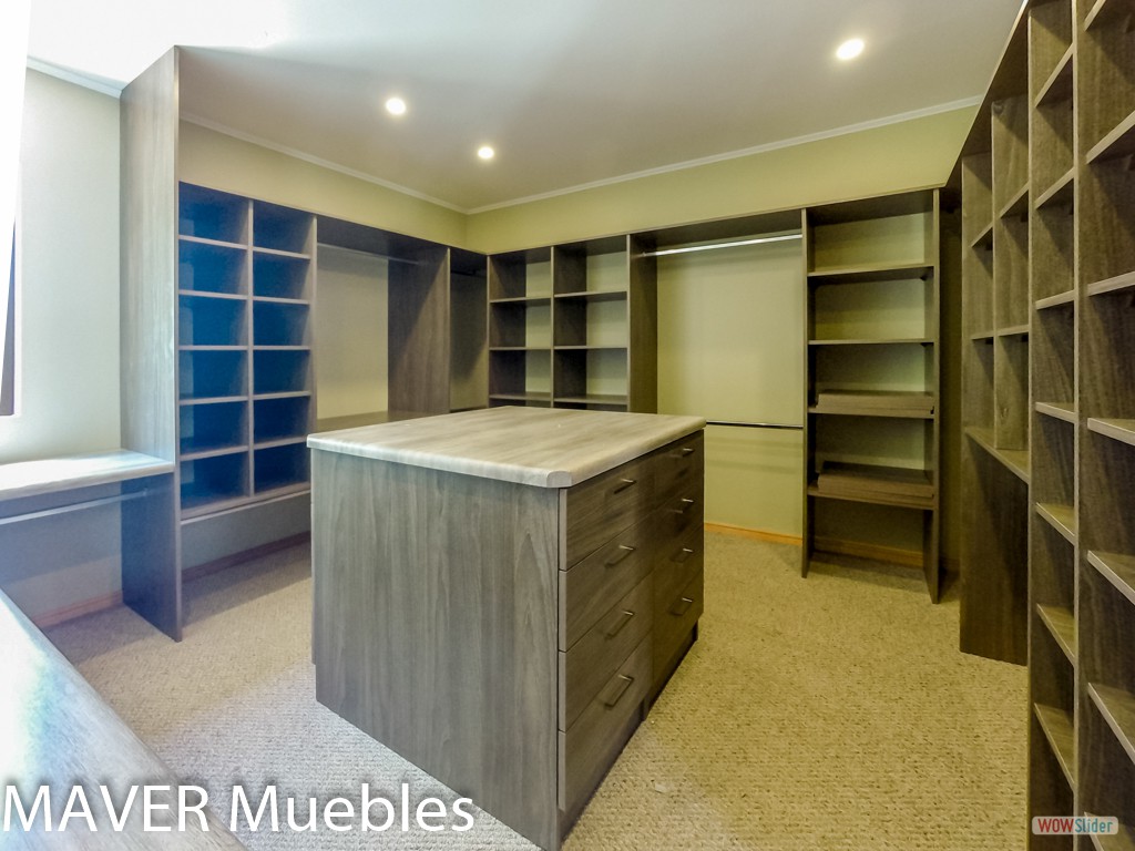 MAVER Muebles Walkin closet en melamina madera walnut 3 Calera de Tango