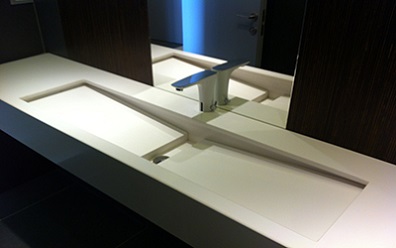 Vanitorio cubierta de cuarzo silestone blanco zeus BMW Lo Barnechea